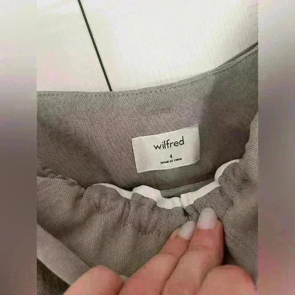 NWOT ARITZIA  WILFRED PAPER BAG HIGH WAIST SHORT SIZE 4 GREY TAUPE - Picture 6 of 8